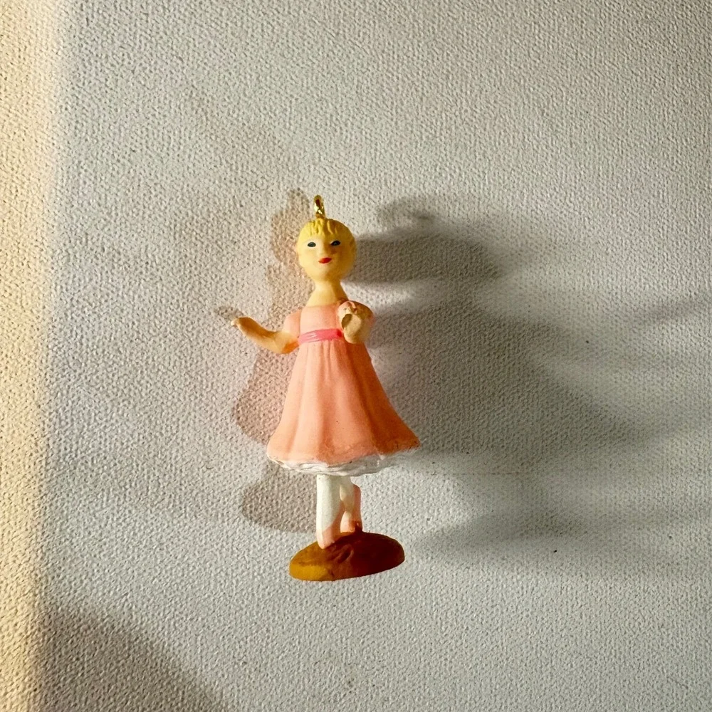 Hallmark Keepsake 1996 Nutcracker Ballet Clara Ornament and Display Stage Set